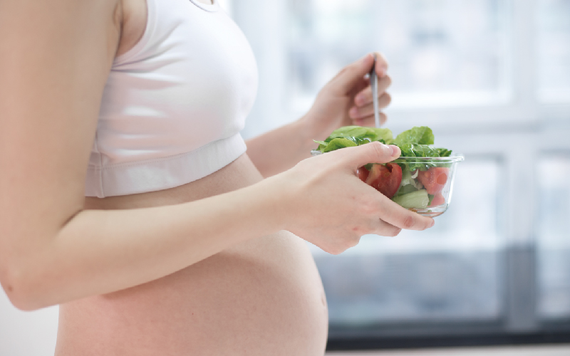 懷孕中後期寶寶逐漸成長，了解孕期營養打造寶寶關鍵體質！
